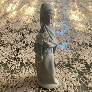 Vintage Lladro Girl With Calla Lillies #4650